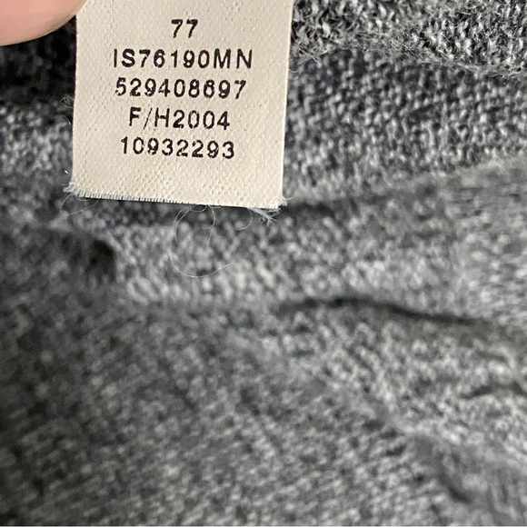 Nordstroms XL long sleeve Marino Wool - Picture 9 of 10
